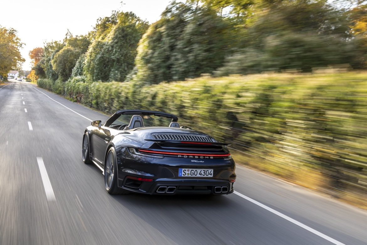 A opta generație Porsche 911 Turbo (992)